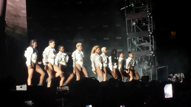 Beyoncé-Milano-2016-10
