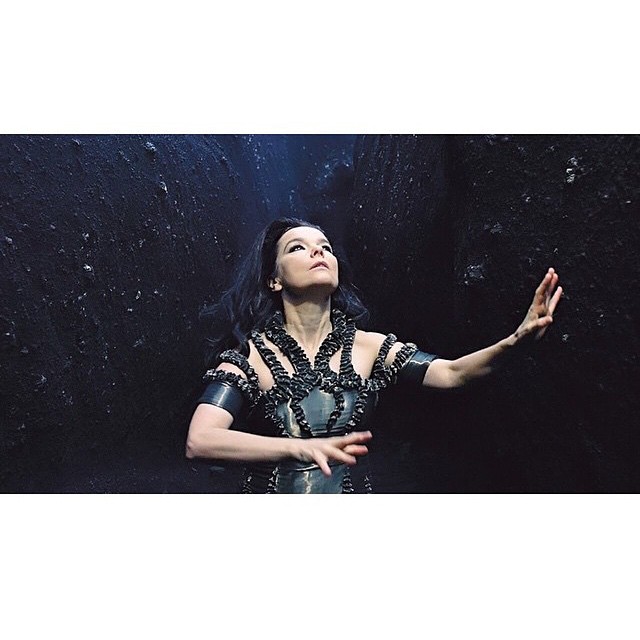 New #Björk video for #BlackLake is absolutely #stunning! 🏼
