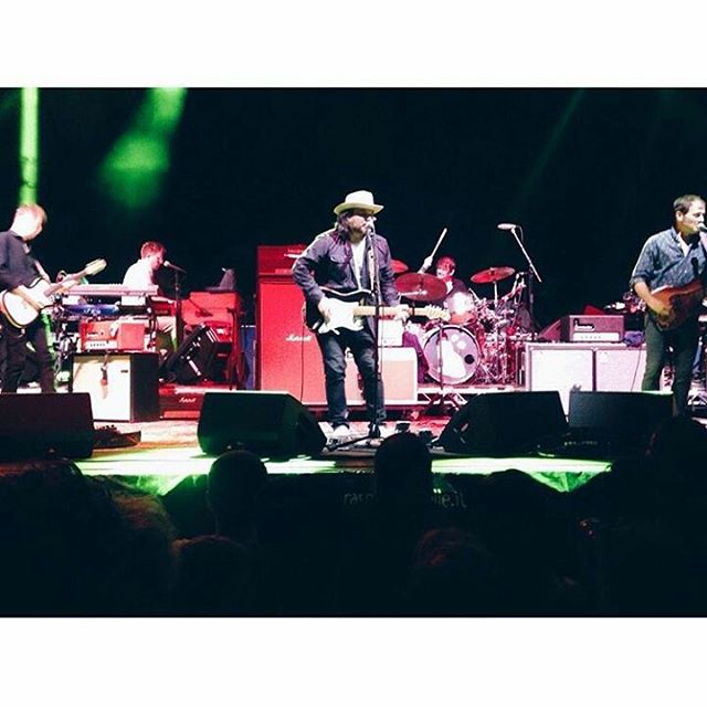 Wilco played last night in Ferrara  pic by @pollypollyp #FerraraSottoLeStelle