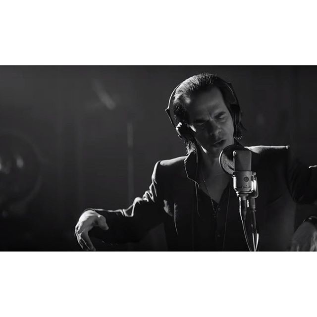 Celebrating Nick Cave & The Bad Seeds new album 'Skeleton Tree' with a special top 7 of their best albums