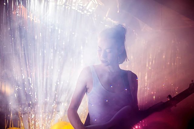 #AnnaBurch debut album is out today!