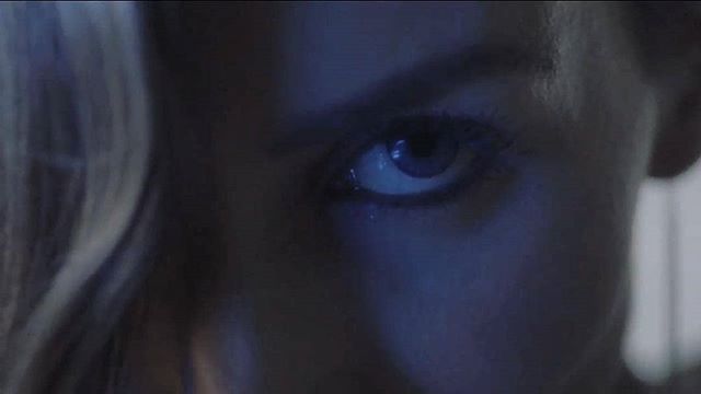 Giulia Villari, première video of "Language" on Kalporz