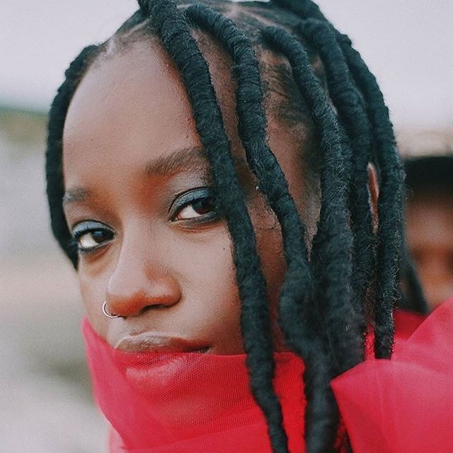 @denaimoore new single 'to the brink' is out